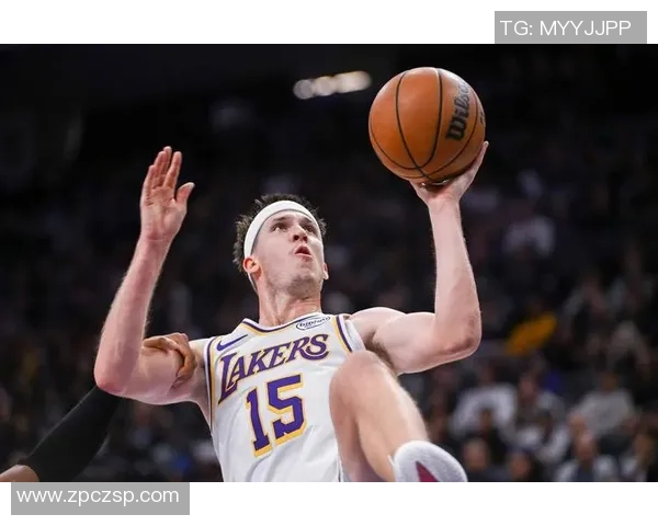 绝了！8场竞赛换5队！他发明了NBA前史